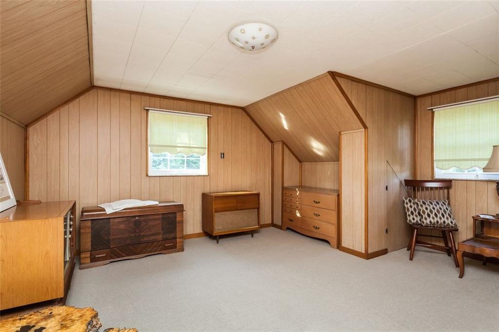 136 Jacks Run Road Pittsburgh, PA 15214 - Photo 16 of 24 Gallery Image 16