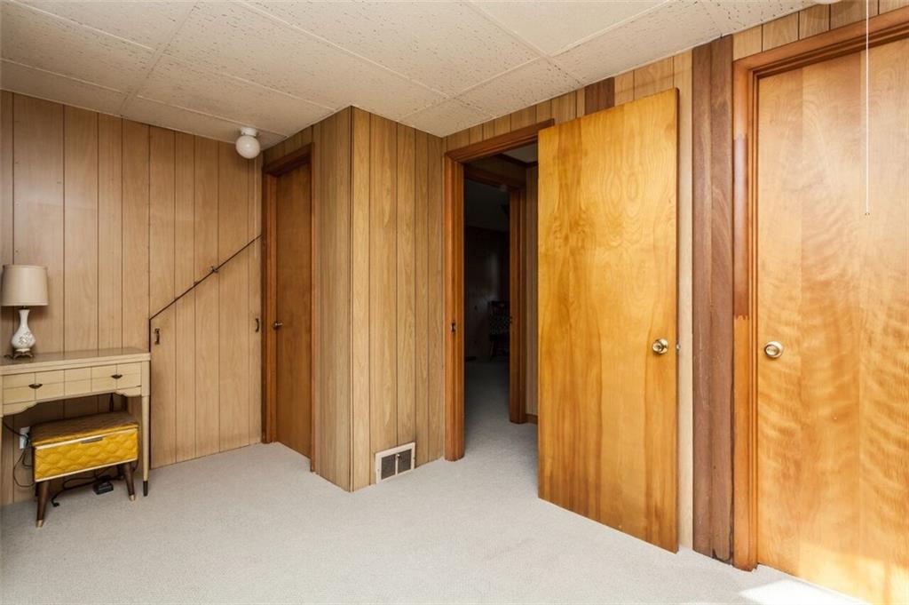 136 Jacks Run Road Pittsburgh, PA 15214 - Photo 20 of 24 Gallery Image 20