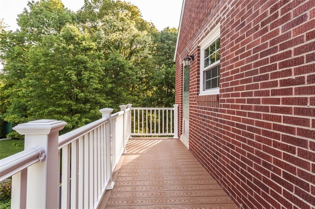 136 Jacks Run Road Pittsburgh, PA 15214 - Photo 22 of 24 Gallery Image 22
