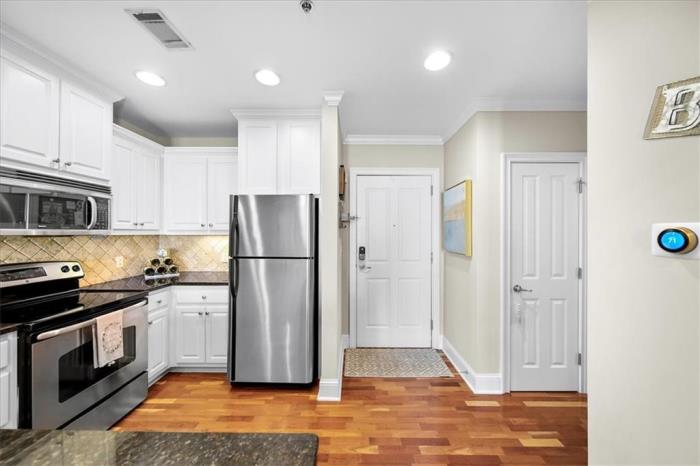 2277 Peachtree Road, Unit 811 Atlanta, GA 30309 - Photo 5 of 12