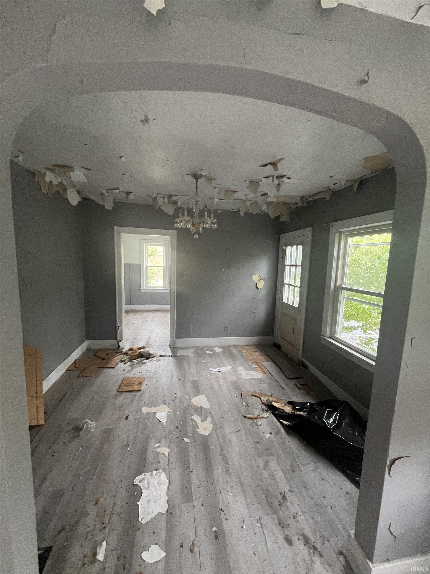 1222 Irving Way Anderson, IN 46016 - Photo 4 of 7