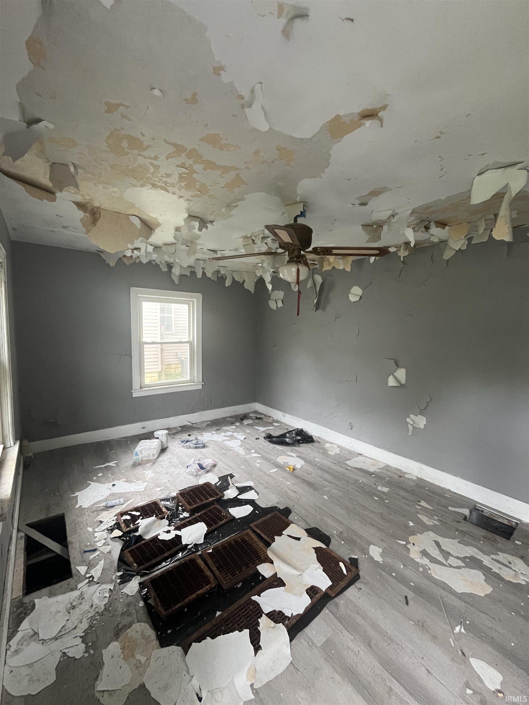 1222 Irving Way Anderson, IN 46016 - Photo 5 of 7