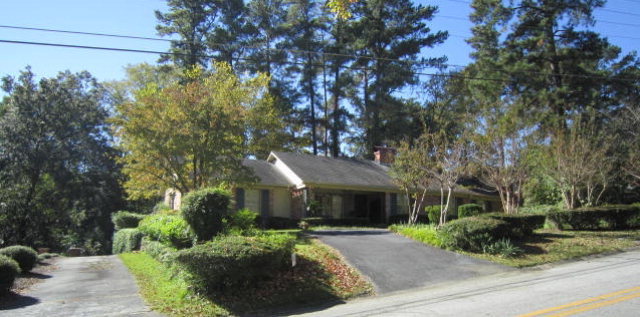 717 Lee Road Macon, GA 31204 - Photo 1 of 22 Primary Photo