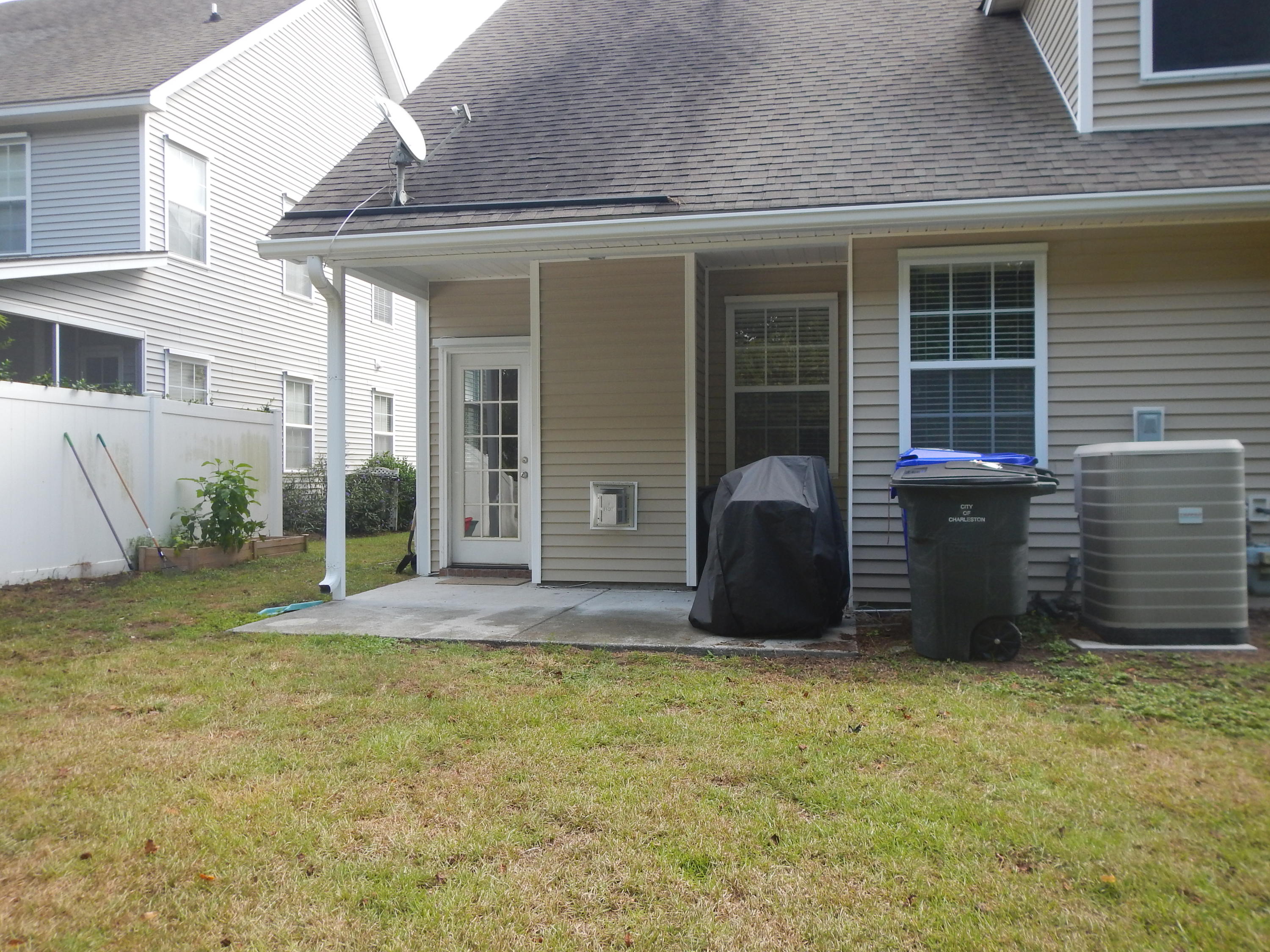 1296 Fenwick Plantation Road Johns Island, SC 29455 - Photo 18 of 24 Back patio