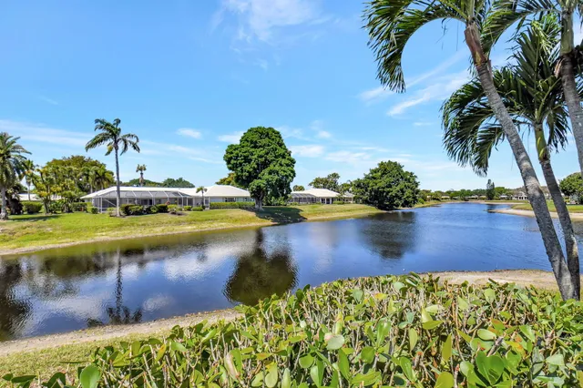 a view of outdoor space yard and front view of a house