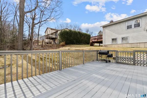 $299,900 | 15 Kenneth Circle, Waterbury, CT 06710