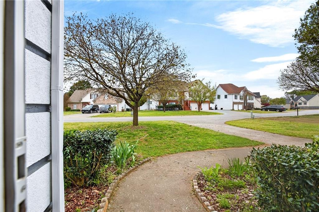 45 Polo Fields Northeast Cartersville, GA 30121 - Photo 4 of 44