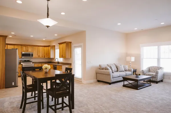 $2,380 | 3209 West Bartlett Drive, New Haven, IN 46774
