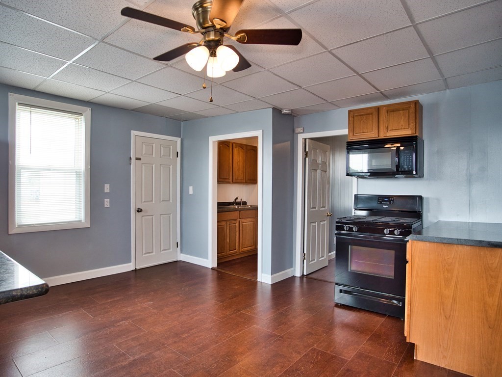 219 Buffinton Street Fall River, MA 02721 - Photo 13 of 40