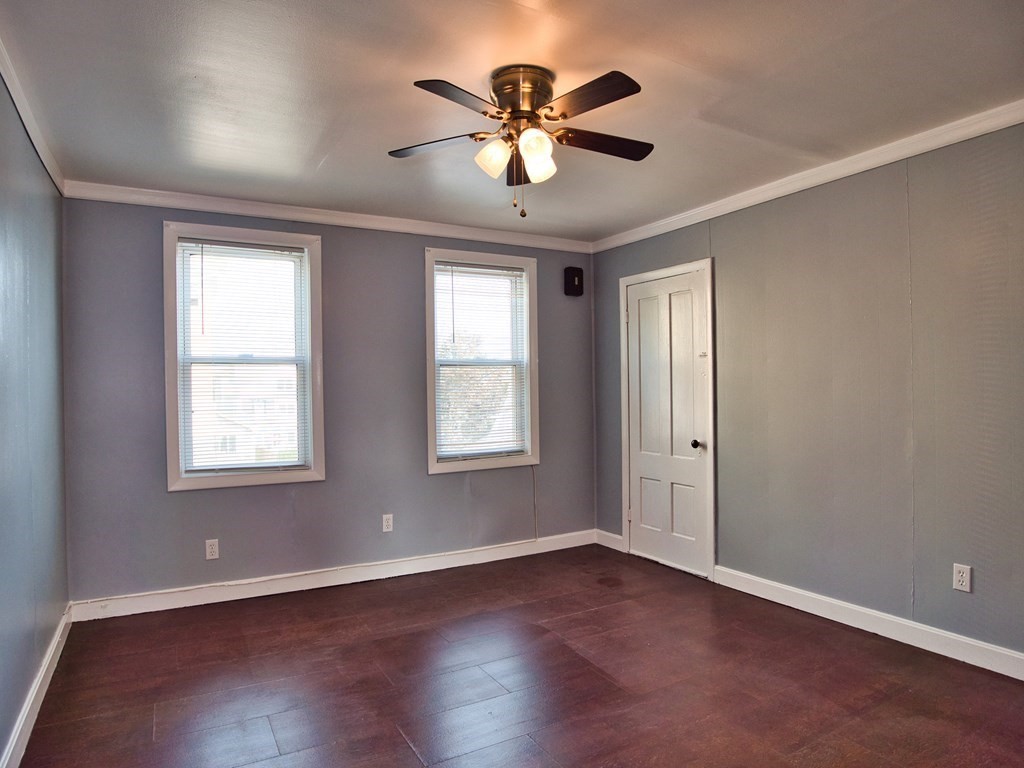 219 Buffinton Street Fall River, MA 02721 - Photo 18 of 40