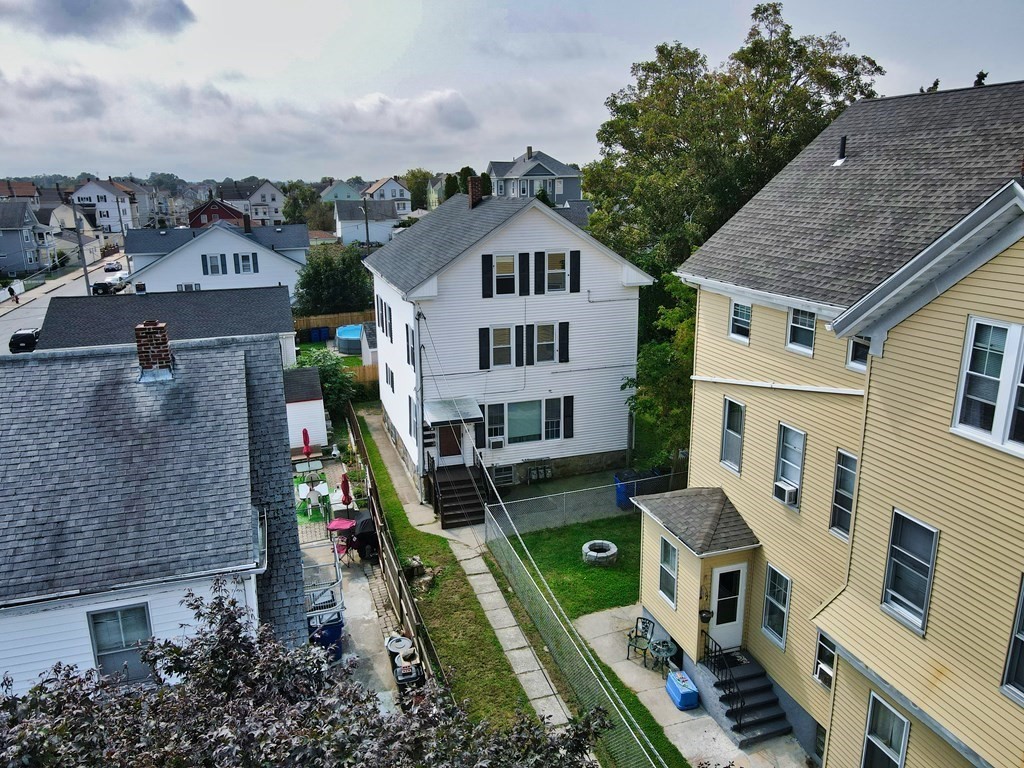 219 Buffinton Street Fall River, MA 02721 - Photo 3 of 40