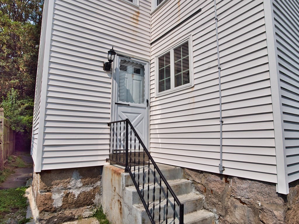 219 Buffinton Street Fall River, MA 02721 - Photo 36 of 40