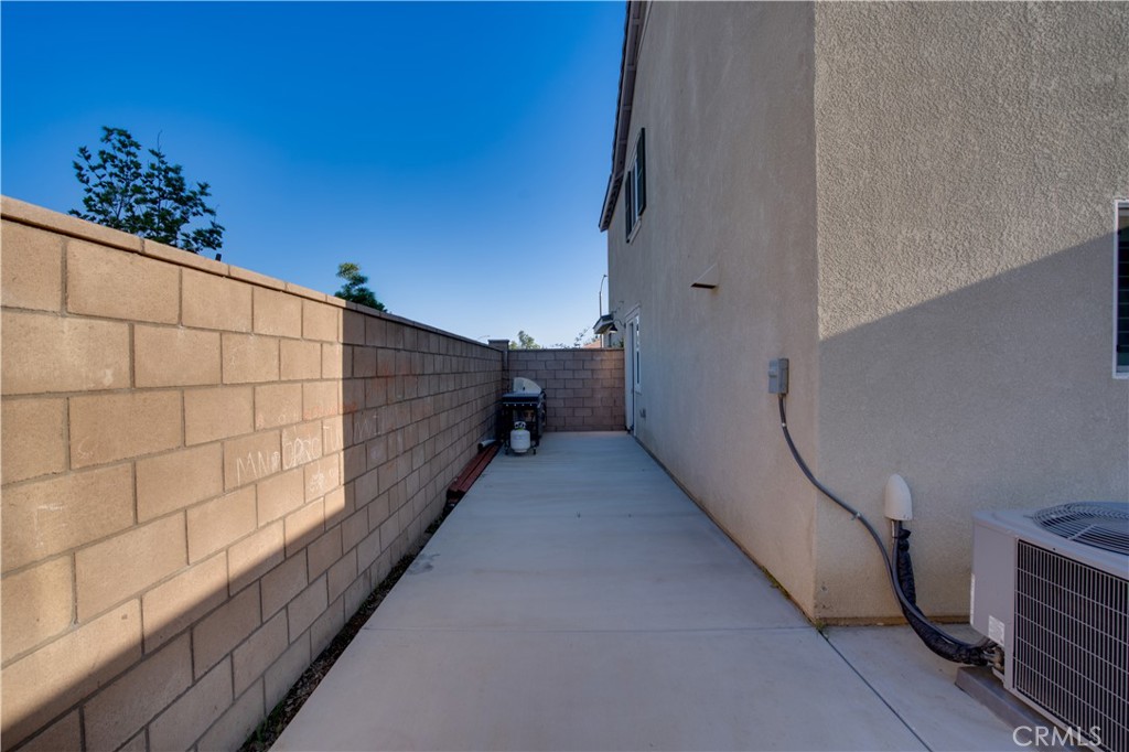 1328 Prosperity Place Hemet, CA 92543 - Photo 30 of 40