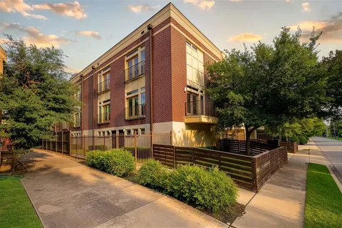 $485,000 | 5711 Ross Avenue, Unit 6, Dallas, TX 75206