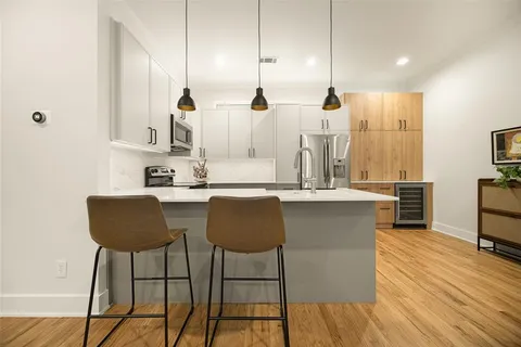 $485,000 | 5711 Ross Avenue, Unit 6, Dallas, TX 75206