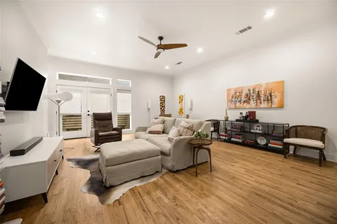 $485,000 | 5711 Ross Avenue, Unit 6, Dallas, TX 75206