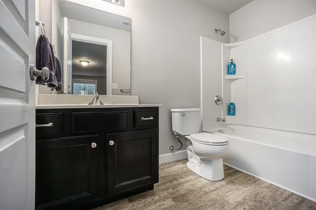 $489,000 | 1318 Ashton Woods Court, Portage, MI 49024