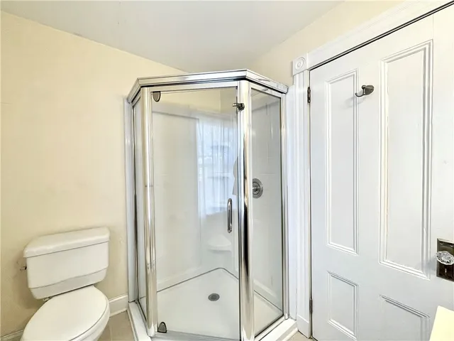 $2,650 | 14 Dresser Street, Unit 7, Newport, RI 02840