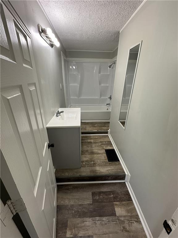 1321 Ridenbaugh Street St. Joseph, MO 64501 - Photo 12 of 17