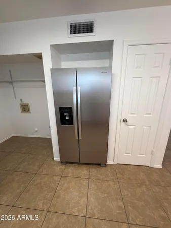 $1,950 | 909 East Escuda Drive, Phoenix, AZ 85024