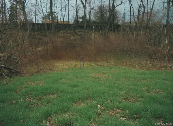 $105,000 | 203 Dubois Street, Newburgh, NY 12550