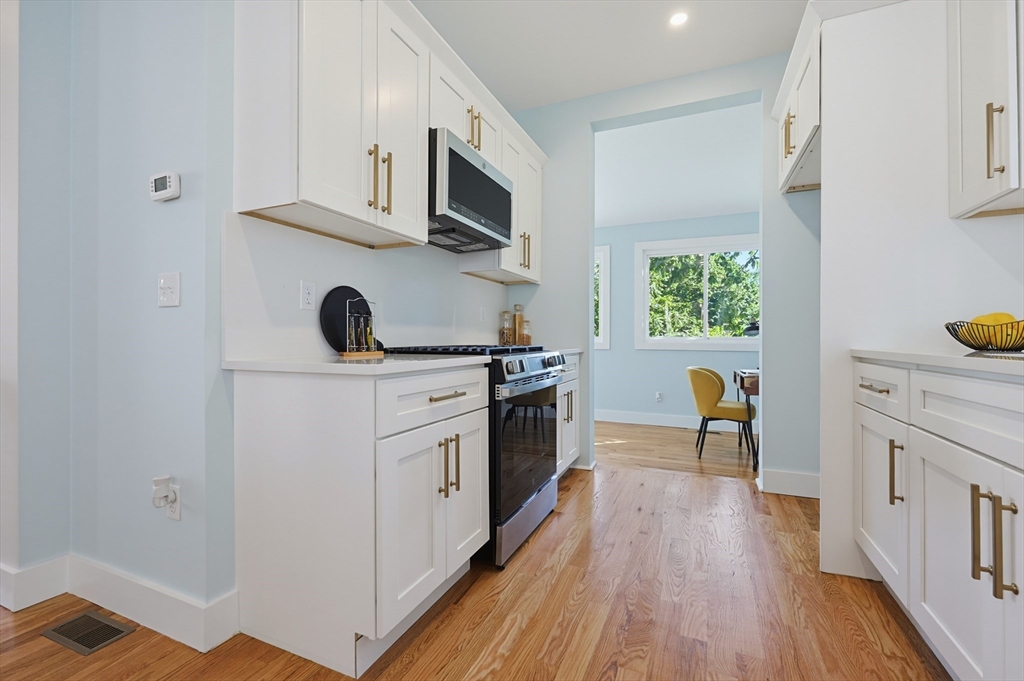 26 Pleasant Street Beverly, MA 01915 - Photo 15 of 26