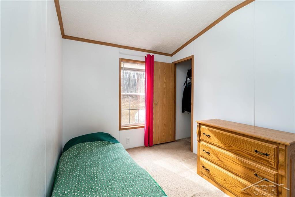 2998 Timberlane Road Harrison, MI 48625 - Photo 17 of 24 50038359-16.JPG
