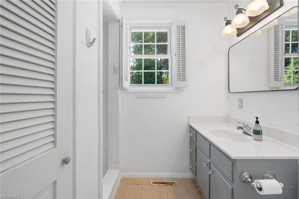 1908 Independence Road Greensboro, NC 27408 - Photo 12 of 28