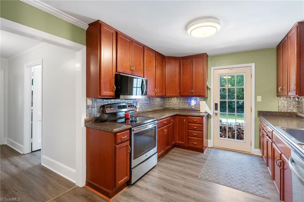 1908 Independence Road Greensboro, NC 27408 - Photo 7 of 28