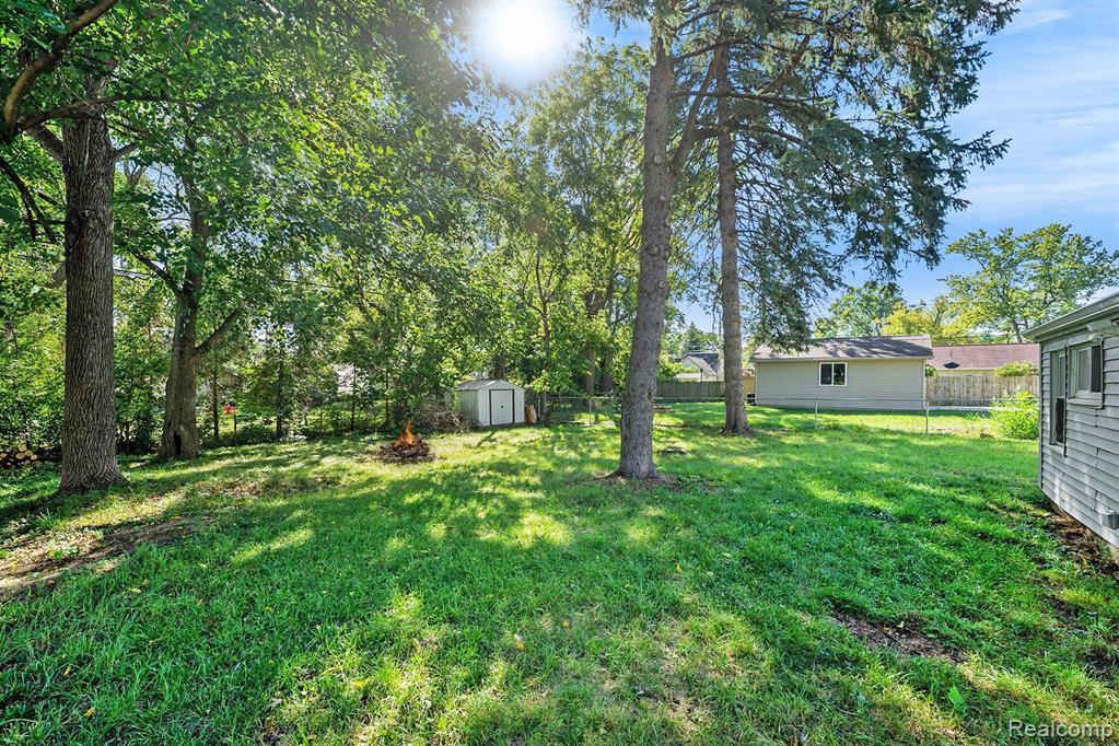 3067 South Adams Road Rochester, MI 48309 - Photo 28 of 33