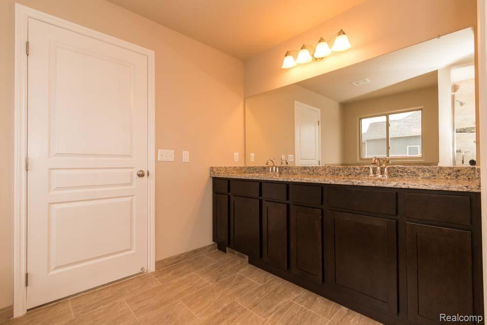 2755 West Wattles Road Troy, MI 48098 - Photo 22 of 25