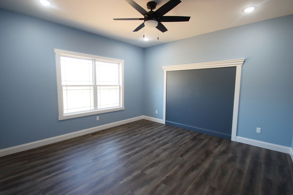 11799 Old Kentucky Road Walling, TN 38587 - Photo 11 of 20 Gallery Image 11
