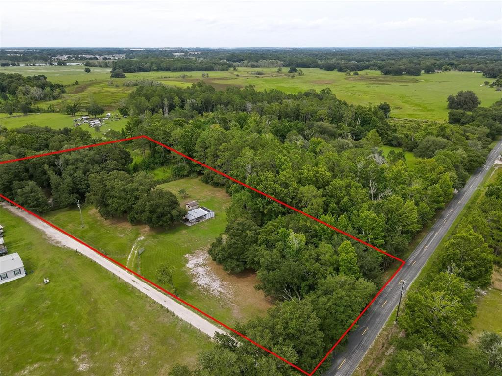 2901 Carter Jones Road Groveland, FL 34736 - Photo 2 of 18