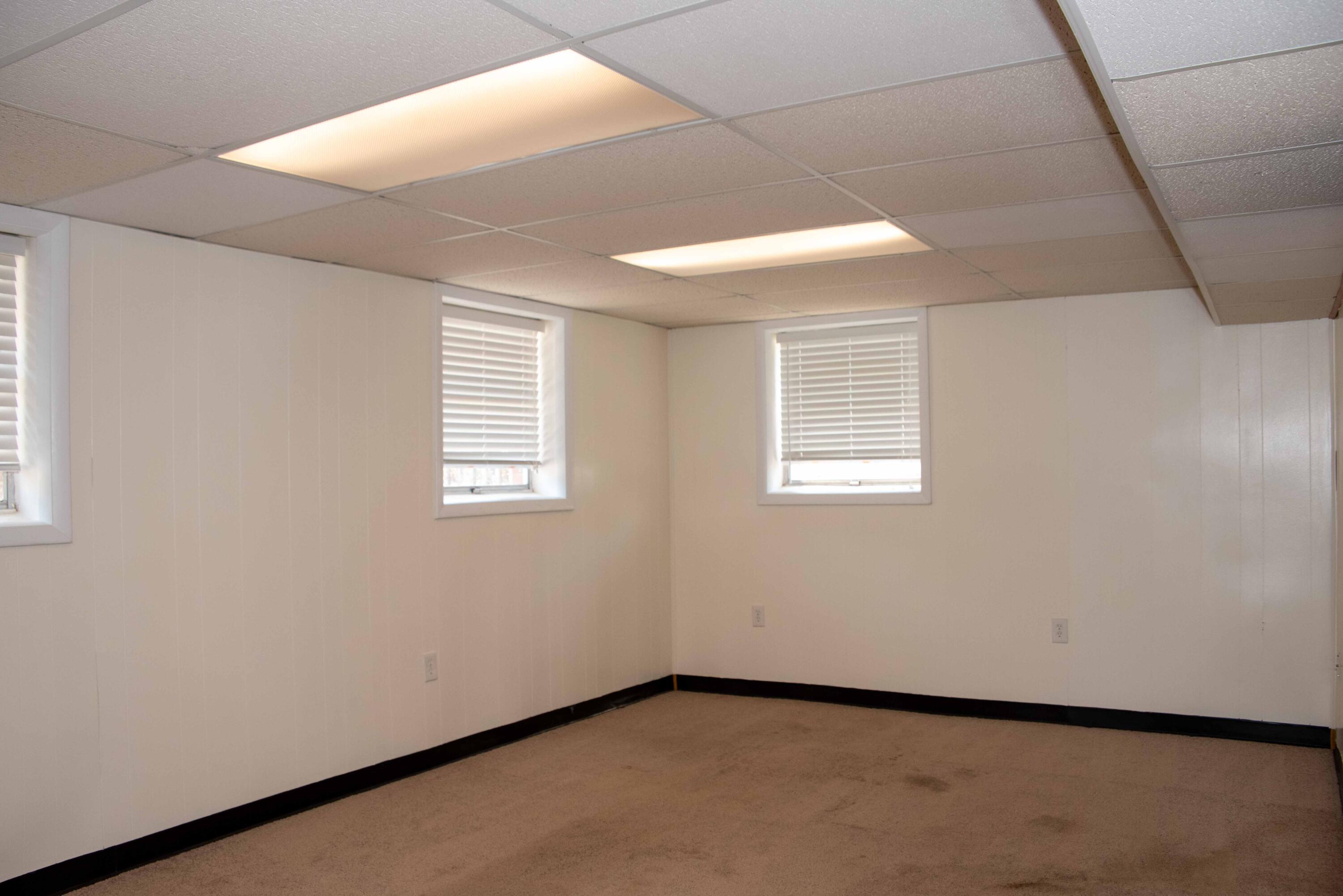 6038 Thornrose Road Roanoke, VA 24012 - Photo 16 of 68 6038 Thornrose-16