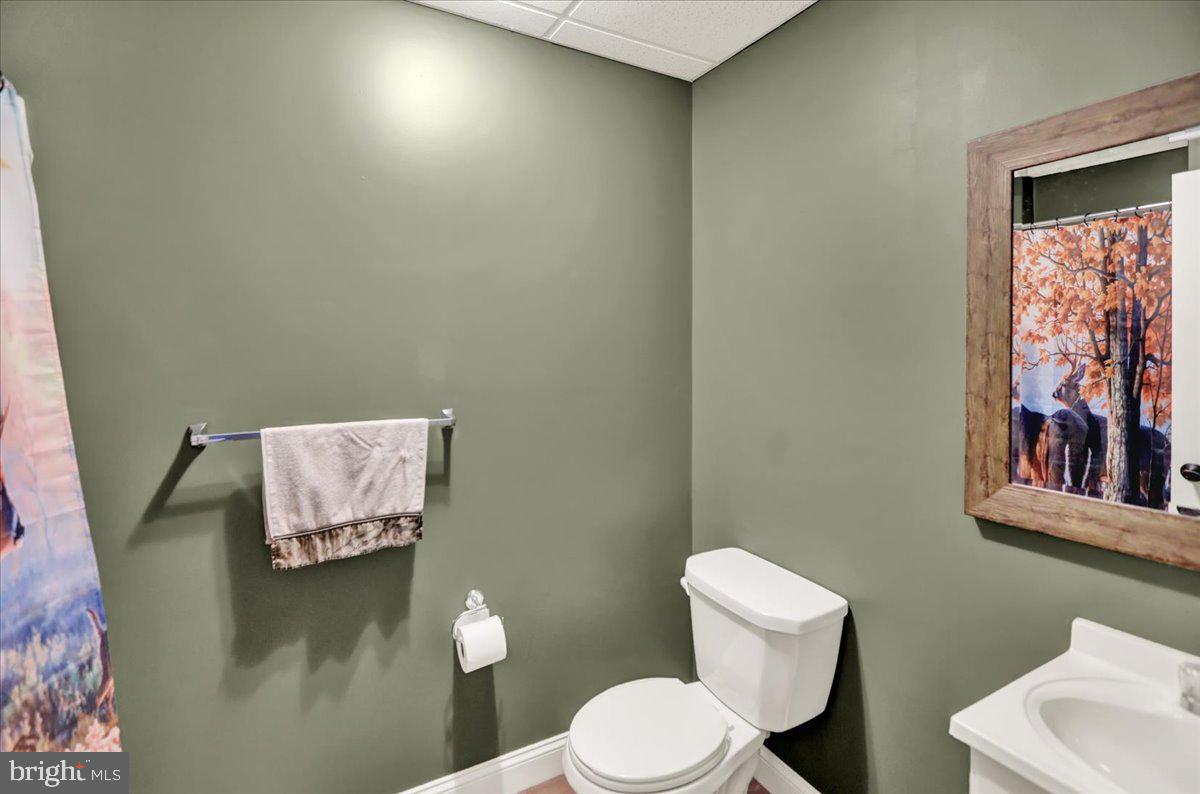 35 Krall Road Myerstown, PA 17067 - Photo 35 of 47 Full Basement bathroom