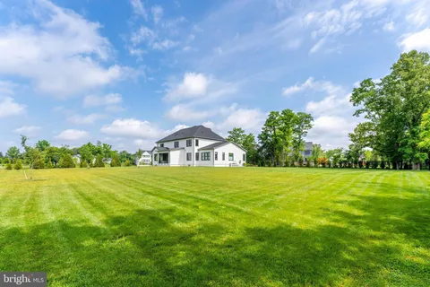 $3,100,000 | 665 Stratford Hill Court, Great Falls, VA 22066