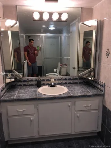 $2,350 | 1401 Northeast 191st Street, Unit D217, Miami, FL 33179