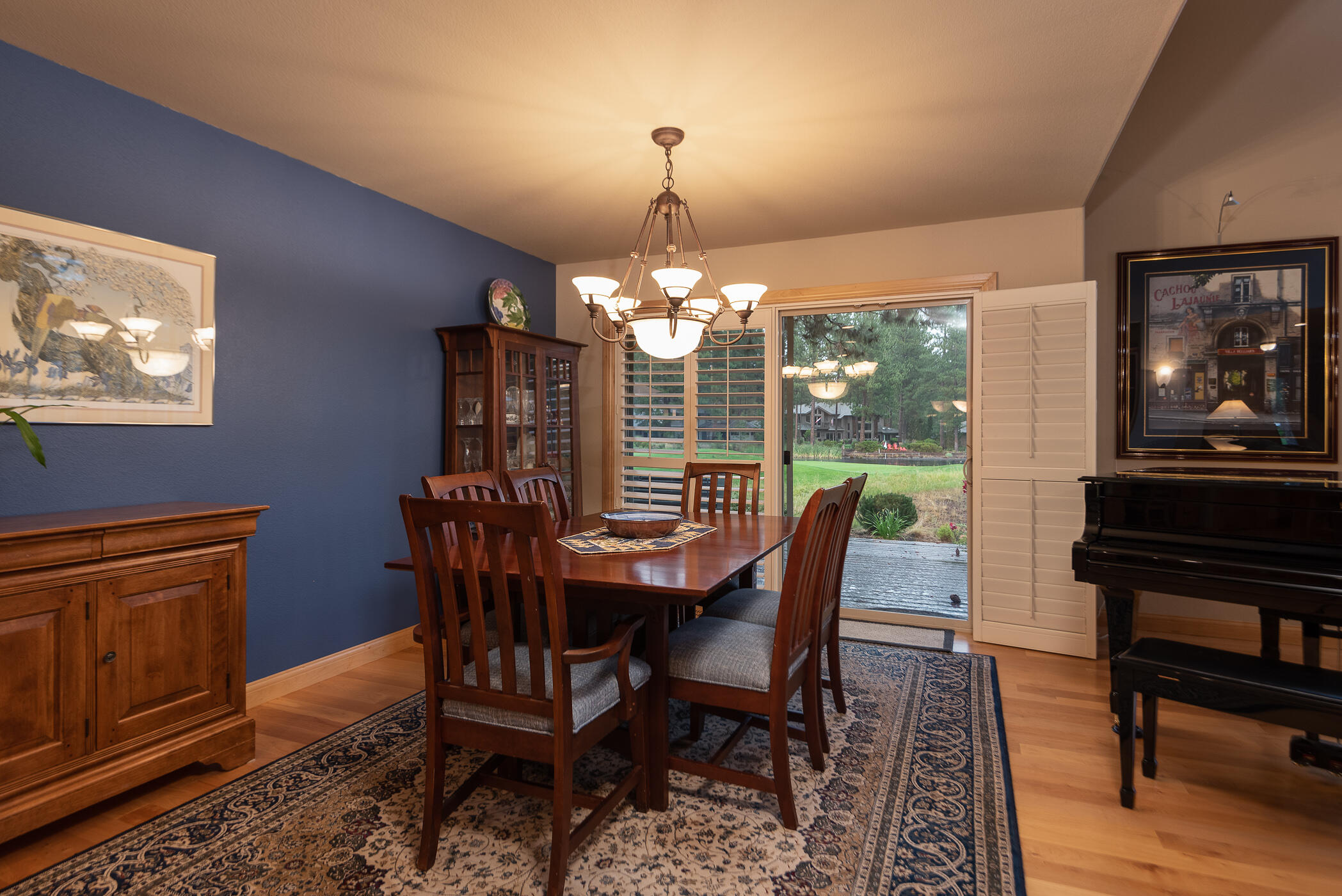 60780 Currant Way Bend, OR 97702 - Photo 10 of 34 10DiningCurrant_Natalie-9