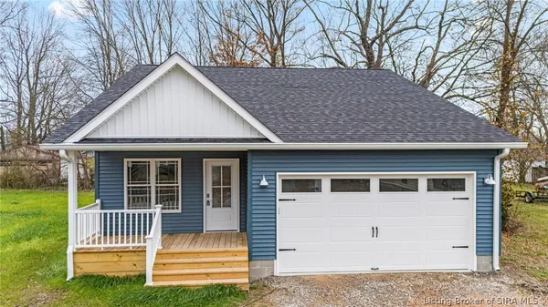 $219,900 | 161 South 5th Street, Austin, IN 47102