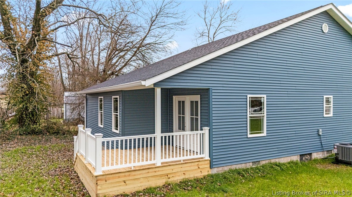 161 South 5th Street Austin, IN 47102 - Photo 4 of 28