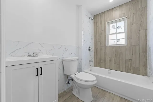 $1,395,000 | 223-12 134th Road | Laurelton