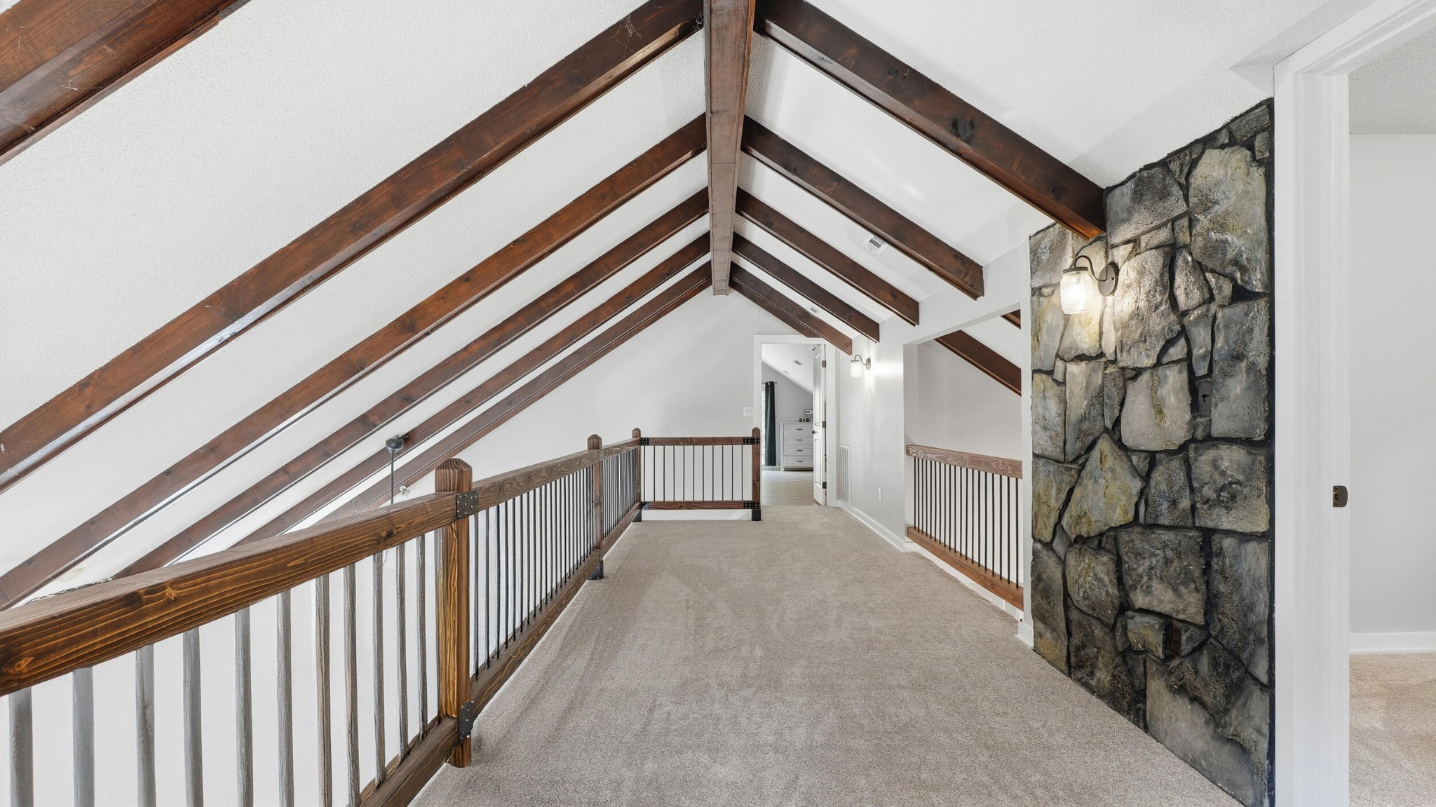 3591 Kings Road Chattanooga, TN 37416 - Photo 34 of 66 a view of entryway