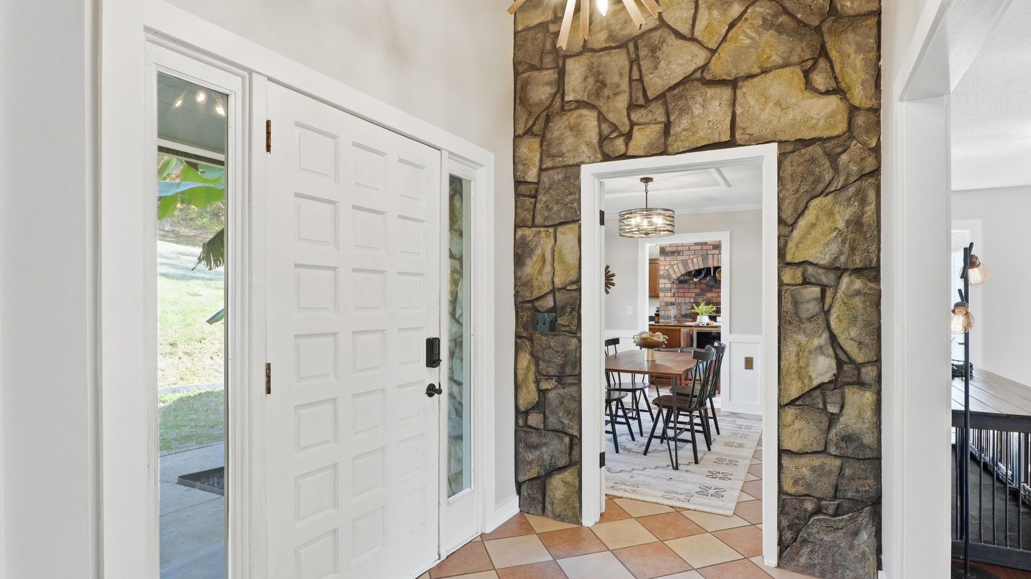 3591 Kings Road Chattanooga, TN 37416 - Photo 6 of 66 view of hall with dining area