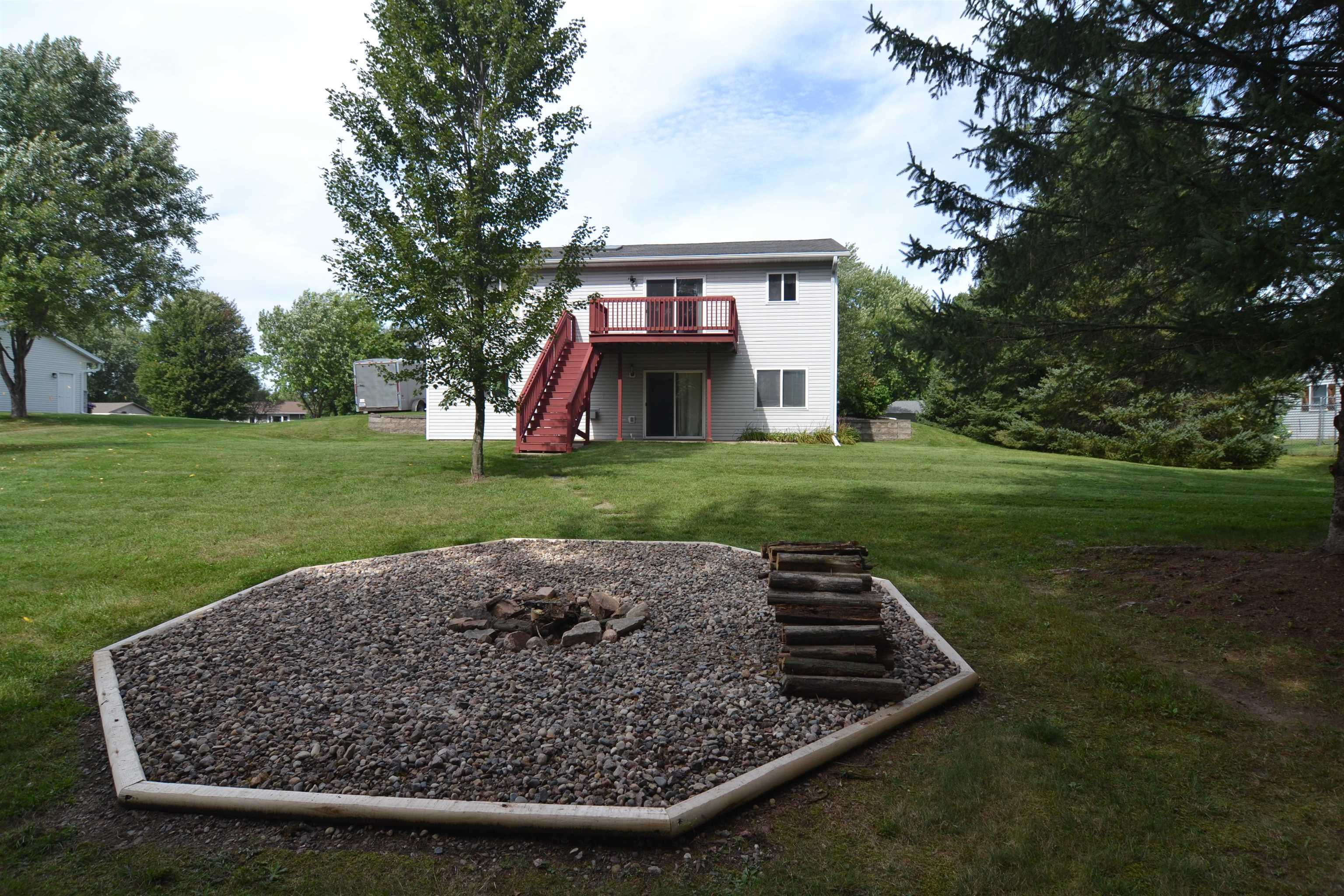 1847 Manatee Road Kronenwetter, WI 54455 - Photo 2 of 36 Gallery Image 2