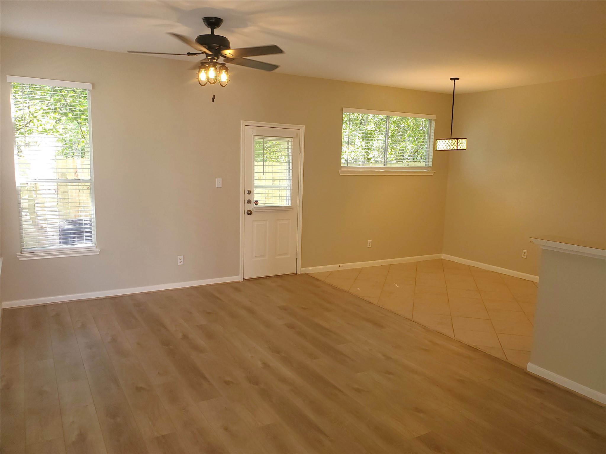 11802 Chetman Drive, Unit B Houston, TX 77065 - Photo 3 of 19