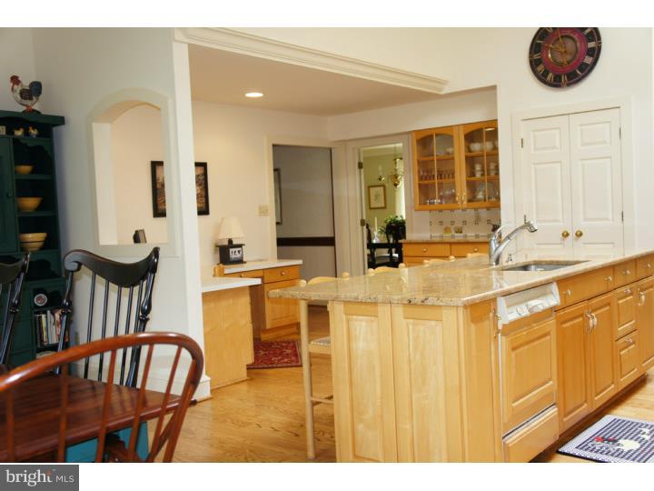 594 Sentinel Road Moorestown, NJ 08057 - Photo 12 of 24 Kitchen