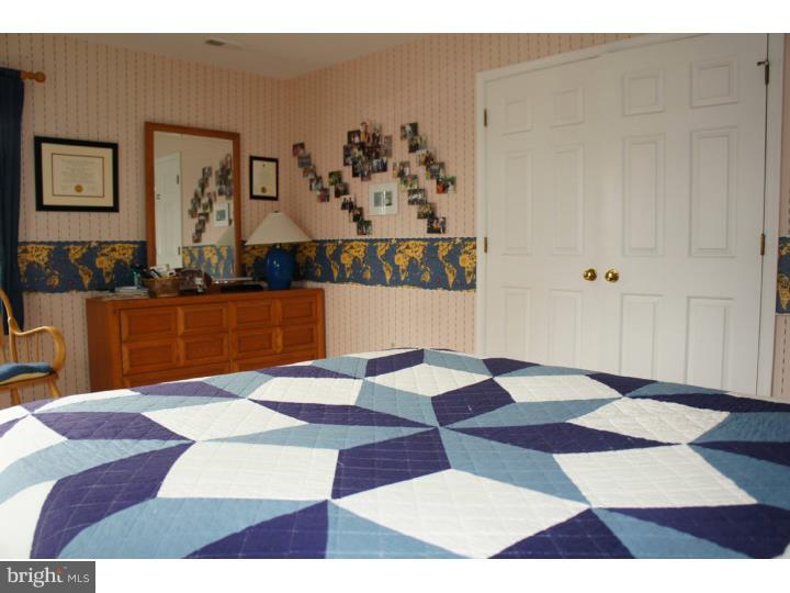 594 Sentinel Road Moorestown, NJ 08057 - Photo 17 of 24 Bedroom 2