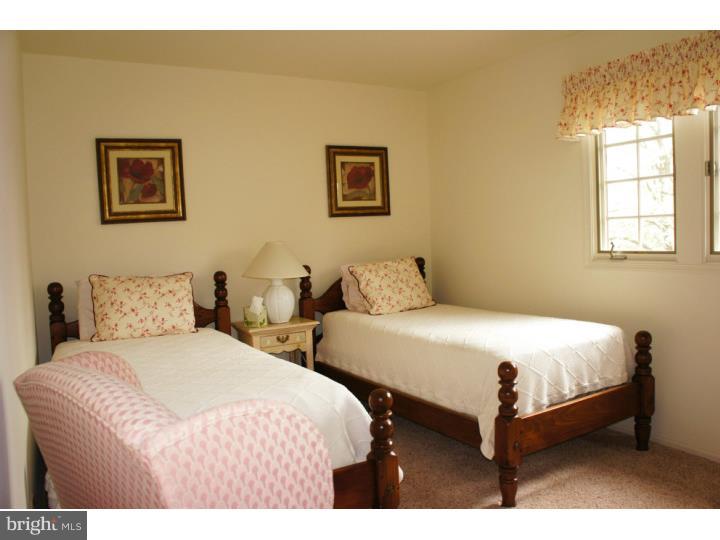 594 Sentinel Road Moorestown, NJ 08057 - Photo 18 of 24 Bedroom 3