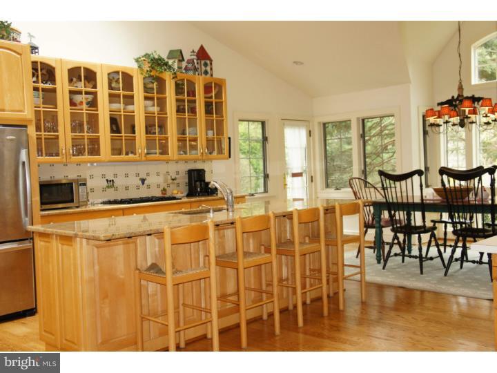 594 Sentinel Road Moorestown, NJ 08057 - Photo 10 of 24 Kitchen