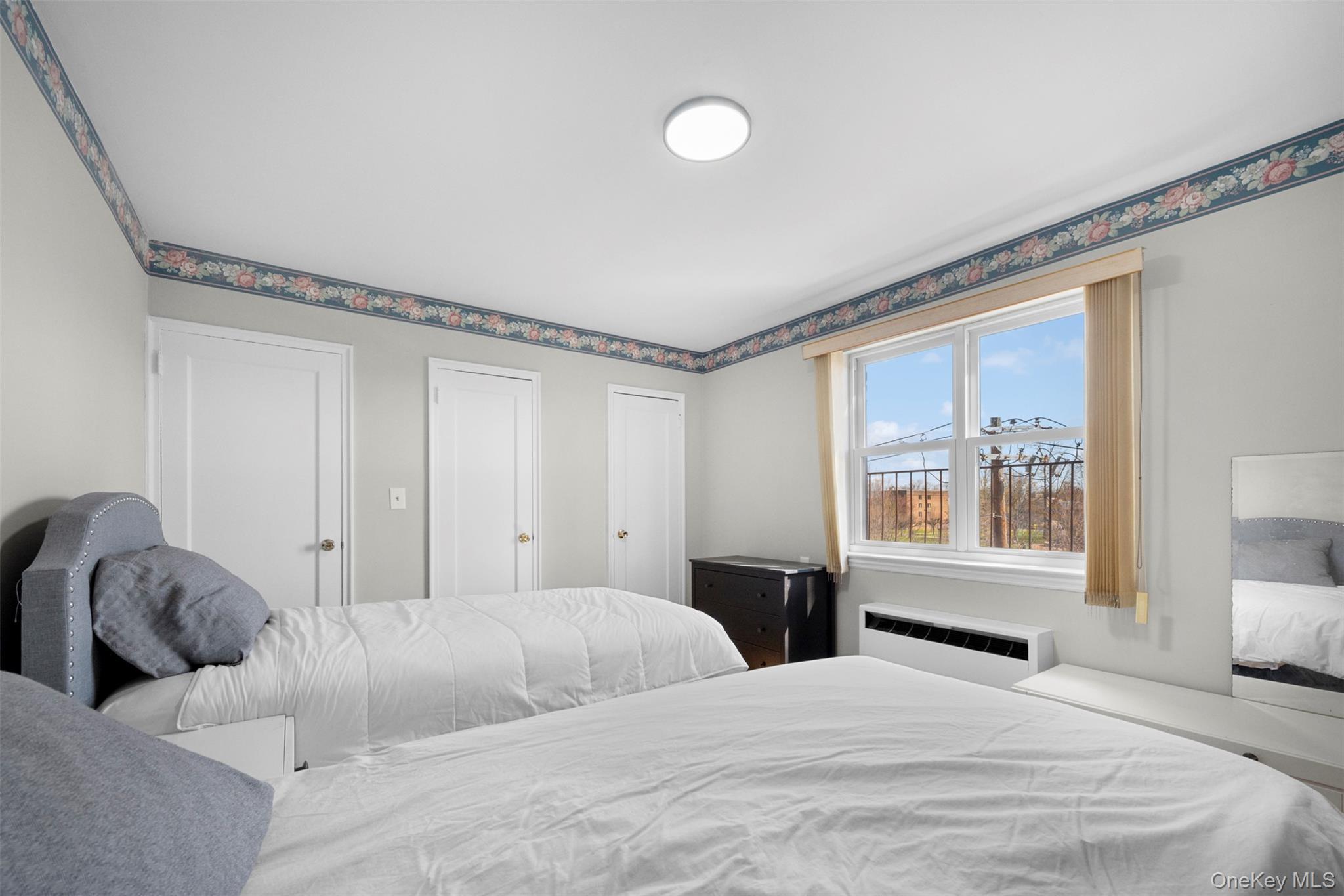 15 Beach Road, Unit 3D Great Neck, NY 11023 - Photo 17 of 22